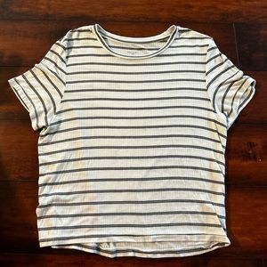 American Eagle Tshirt